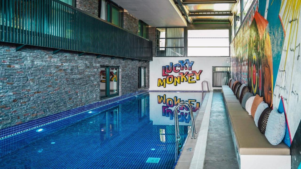 Lucky Monkey Hotel Анталія Екстер'єр фото